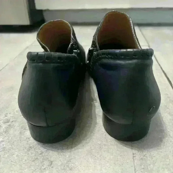 Jack Rogers Avery Black Leather Suede Whipstich Low Ankle Booties Size 8 - Picture 6 of 8